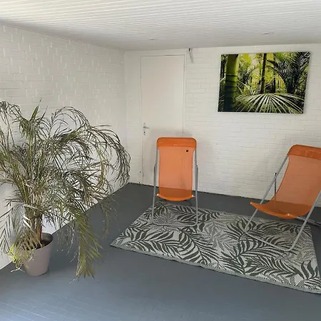 Holiday home Les Volets Bleus -10min Disneyland Paris - 2 Bedroom - View On River Marne *